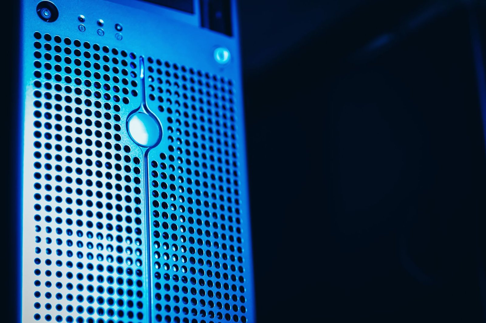 Pinecone vs Qdrant vs Weaviate vs Milvus vs pgvector: 2026 Benchmarks, Pricing & How to Choose