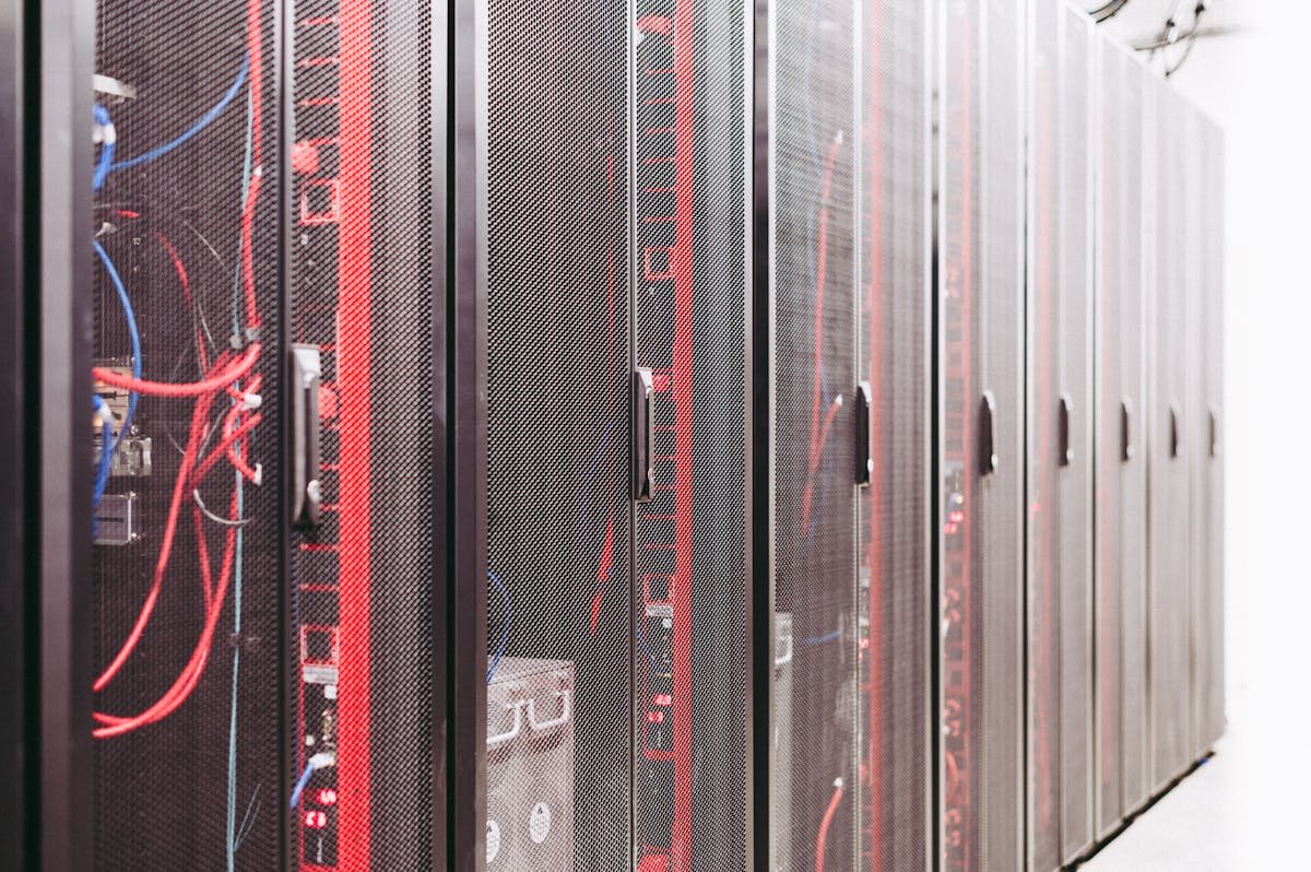 How Karpathy's Autoresearch Agent Used 16 GPUs to Run 910 Experiments in 8 Hours — And What That Actually Means for the Rest of Us